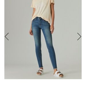 Lucky Brand Ava Skinny Jeans with Raw Hem